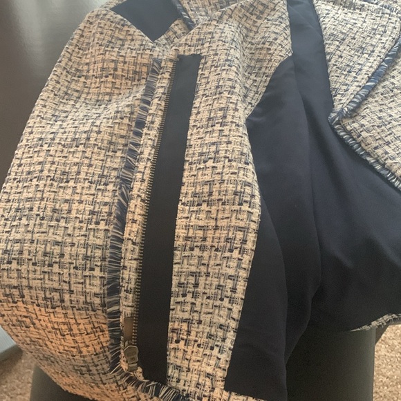 Chico’s blue and white textured jacket.  Excellent condition. - Picture 7 of 13